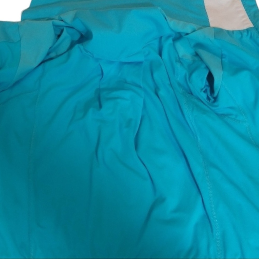 LULULEMON Track Attack Jacket in Spray Blue Size 8 - Picture 9 of 11